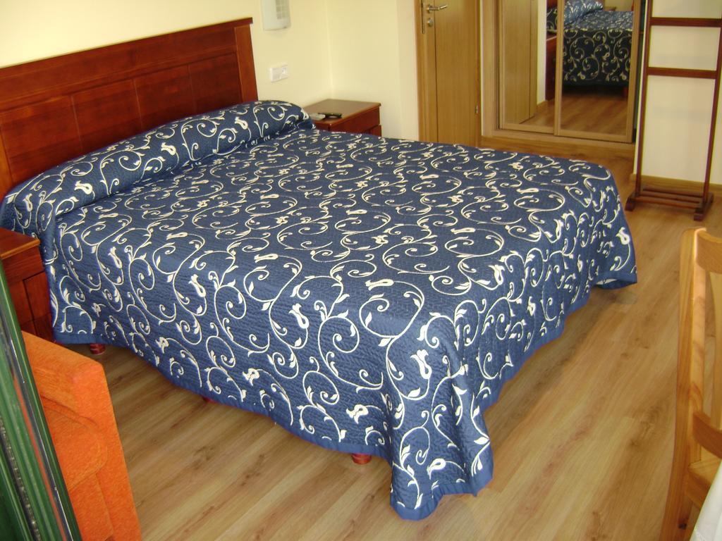 Hostal Santa Baia Ribadumia Room photo
