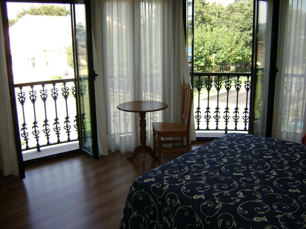 Hostal Santa Baia Ribadumia Room photo